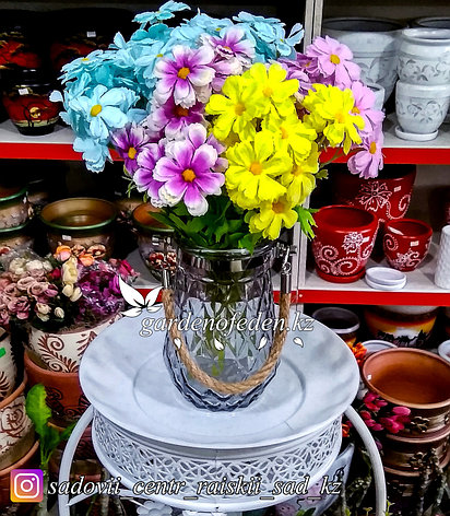 Стеклянная, декоративная ваза с ремешком. Цвет: Серый. Высота 20см., фото 2