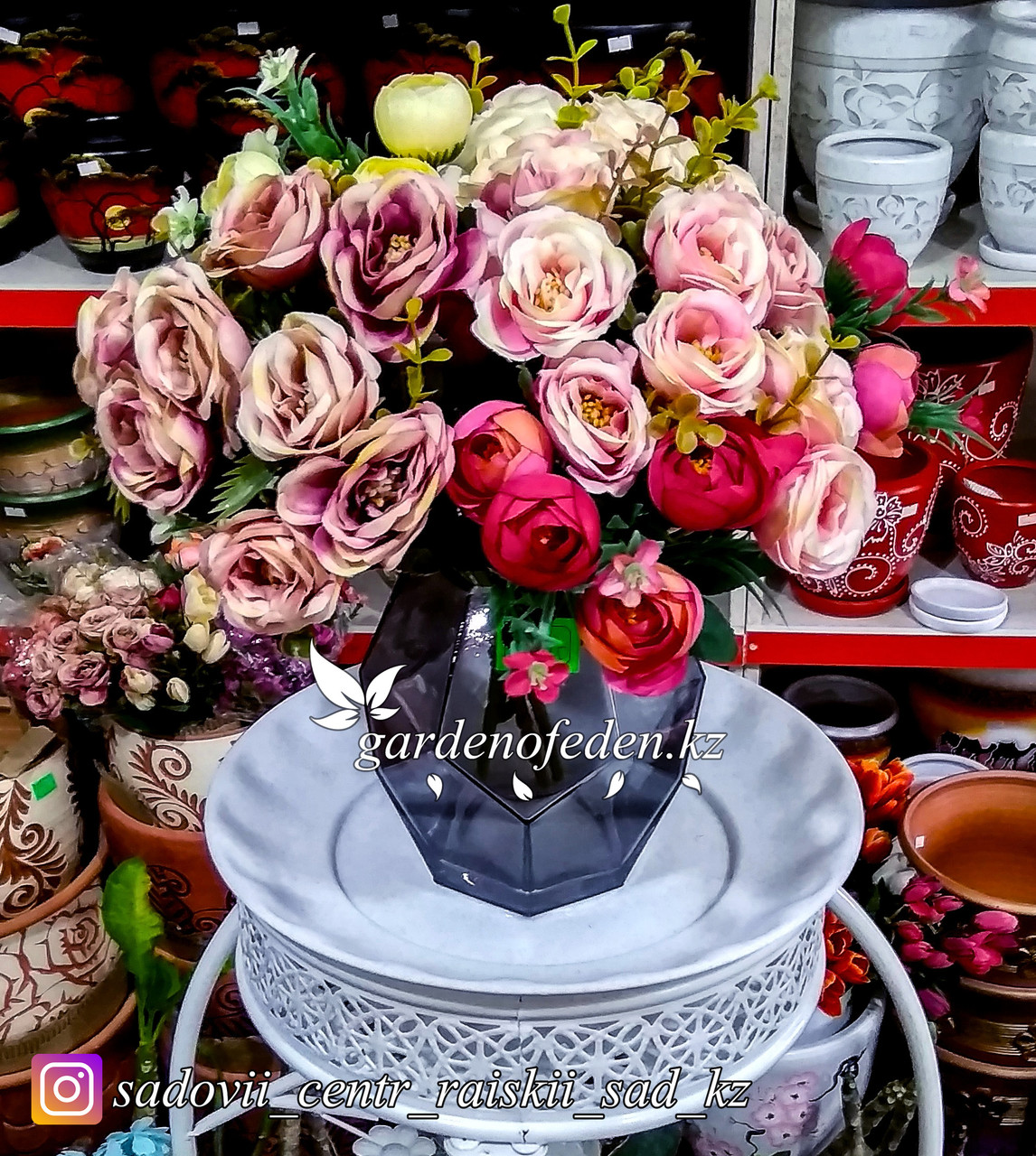 Стеклянная, декоративная ваза в форме ромба. Высота 15см. Цвет: Темно-синий. - фото 2 - id-p56657838