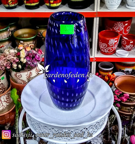 Стеклянная, декоративная ваза. Высота 30см. Цвет: Синий. Узор пятнышки и полоски., фото 2