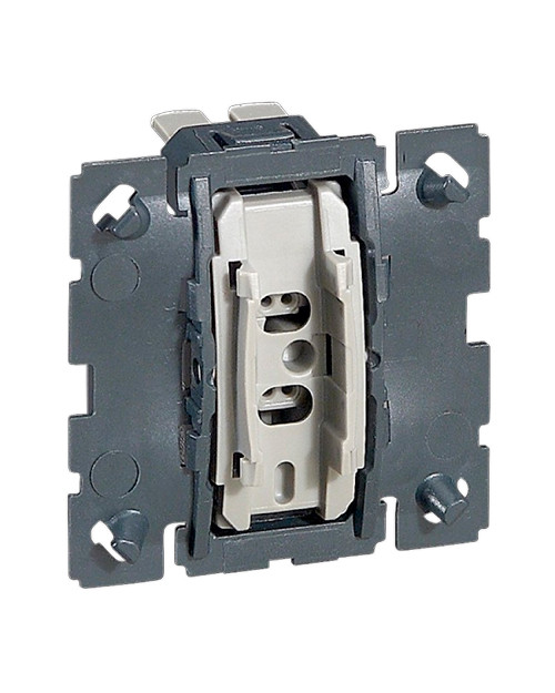 Legrand 067005 CLN Выкл.перекрестный