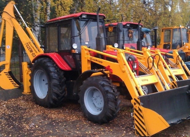 АМКОДОР 702ЕМ-03