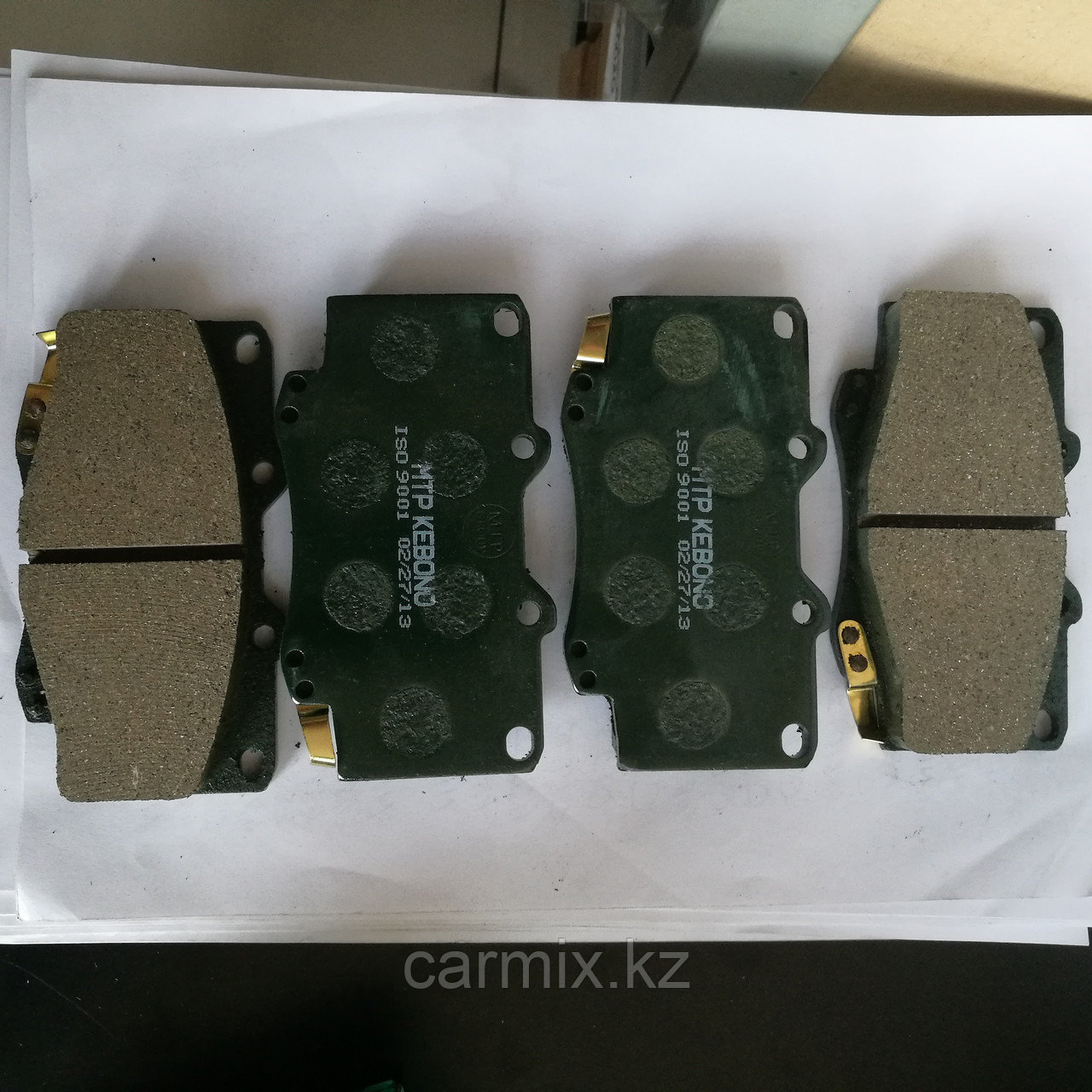Тормозные колодки передние TACOMA, HILUX, FORTUNER