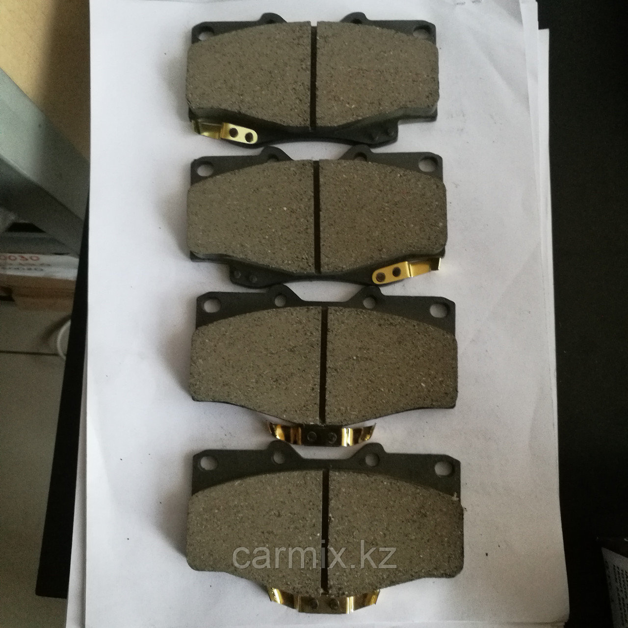 Тормозные колодки передние PRADO 90, HILUX SURF 185, 4 RUNNER KZN185
