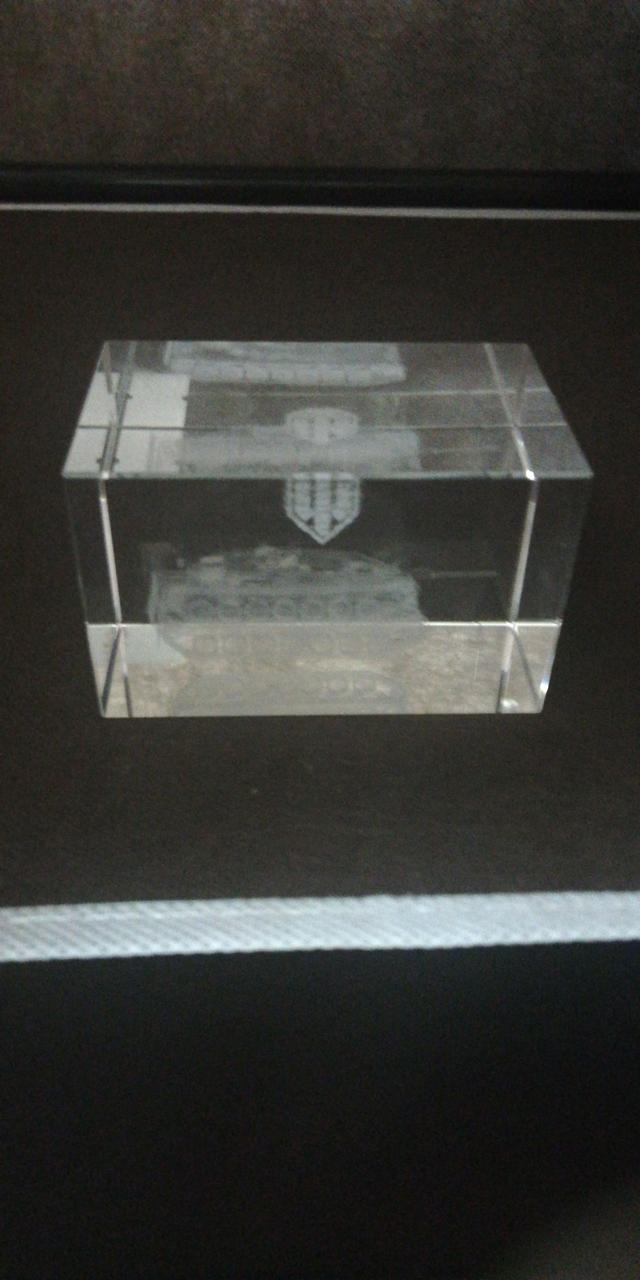 3D Crystal R80