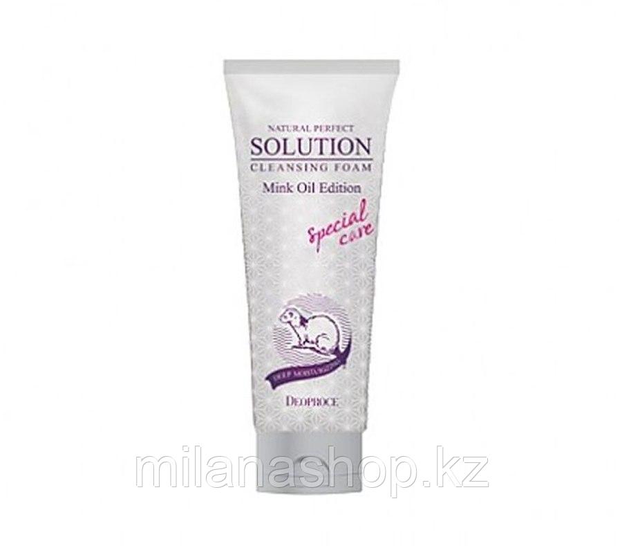 Deoproce Natural Perfect Solution Cleansing Foam Mink Oil Edition - Очищающая пенка с жиром норки