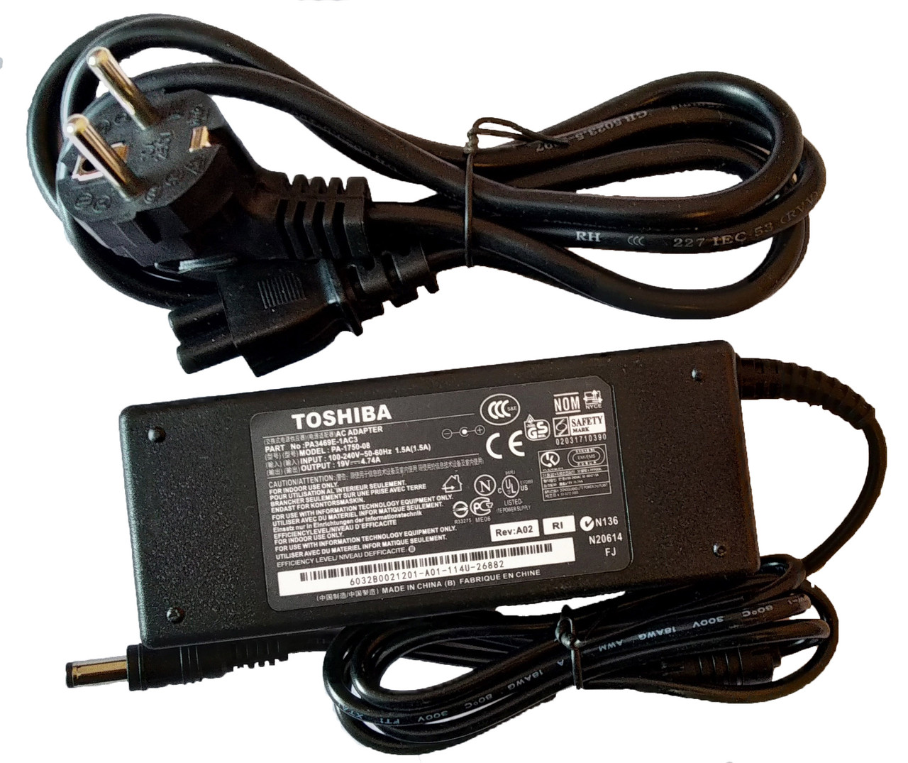 Адаптер питания 220V - 19V / 4.7A   TOSHIBA