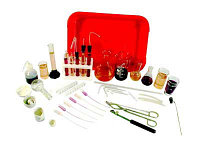 Набор химической посуды и принадлежностей для лабораторных работ