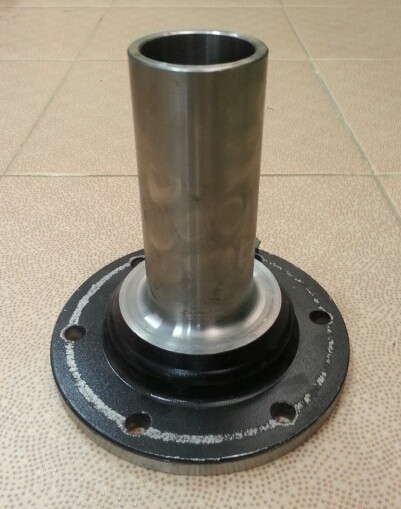 Крышка подшипника первичного вала КПП Fuller Shaanxi F91409