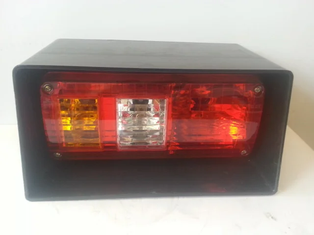 Фара задняя с корпусом L ZL50G