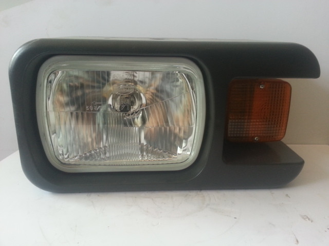 Фара передняя с поворотниками R XCMG ZL50G до 2009 года