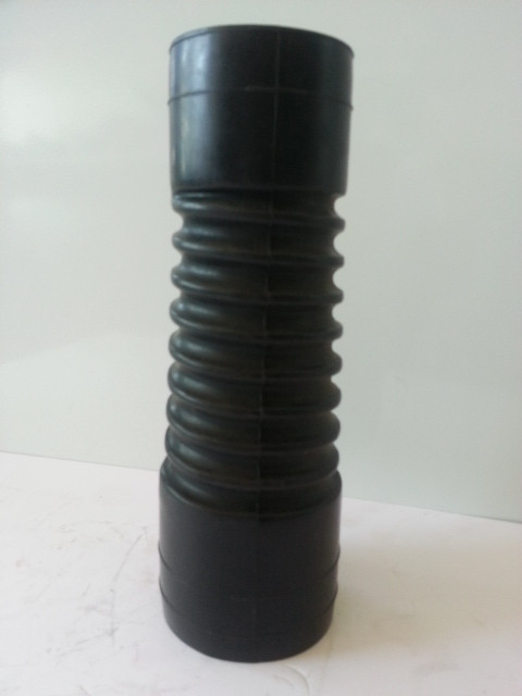 Патрубок радиатора нижний гафрированный QY99112530281 D=45X55