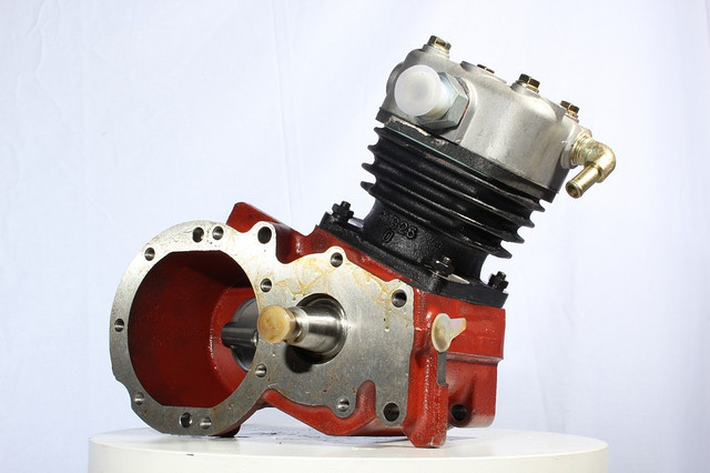 Воздушный компрессор 612600130023 Euro 2, WD615