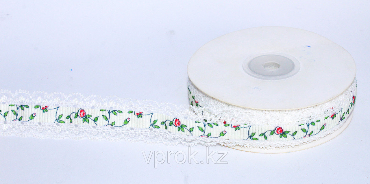 Декоративная лента для одежды с кружевами, бело-зеленая с цветочками, 1.5 см (ширина) - фото 1 - id-p57369513