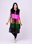 Длинная разноцветная меховая безрукавка для модниц Казахстана, фото 4