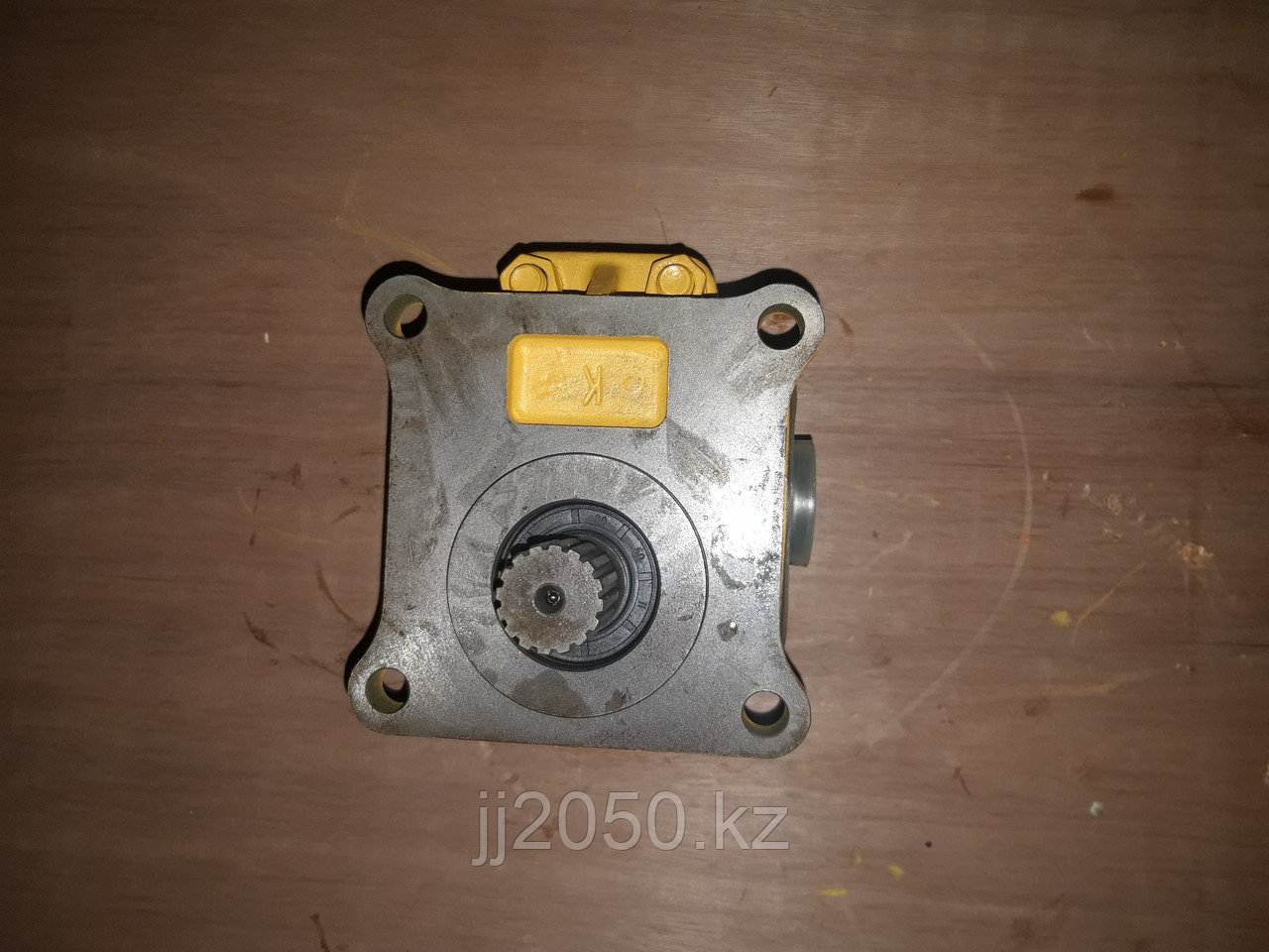 Насос поворота 