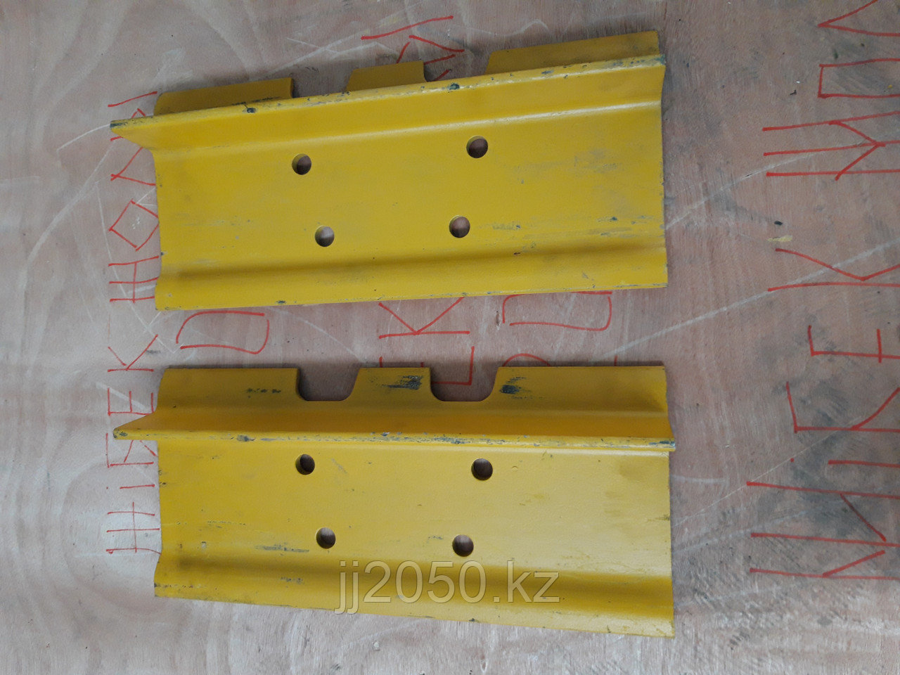 Трак на гусеницу 