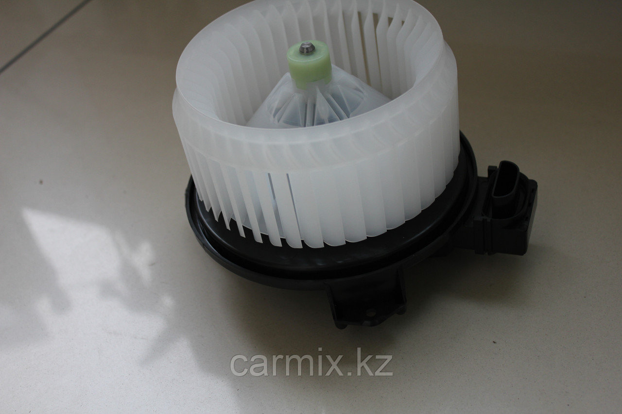 Моторчик печки SUZUKI SX4 RW416, SWIFT RS415