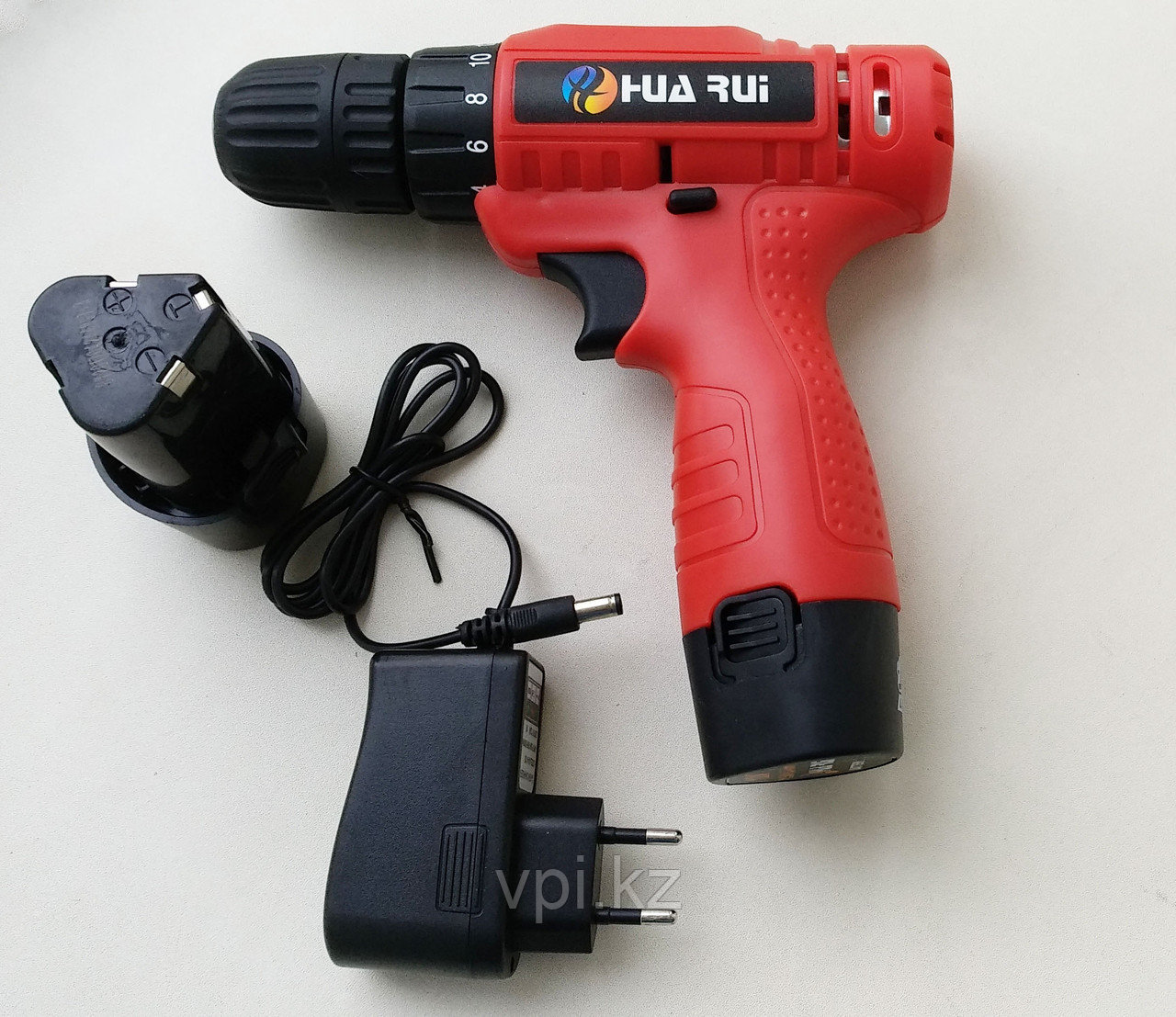 Аккумуляторный шуруповерт 12V HUARUI