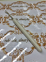 Крючок для поднятия петель