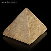 Пирамида из камня. Окаменелый коралл от 38х33мм/80г: коробка