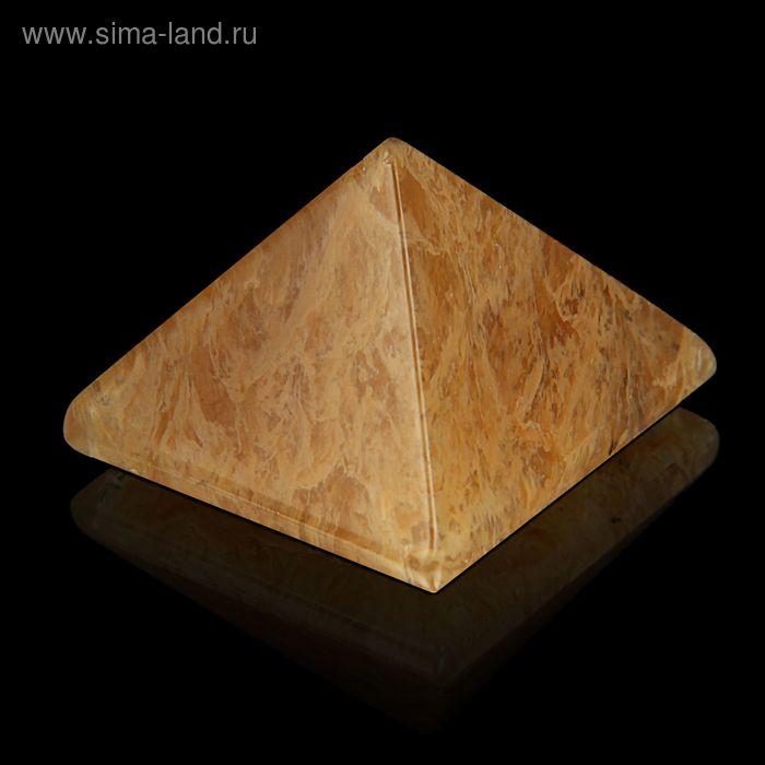 Пирамида из камня. Дымчатый кварц от 28х19мм/20г: коробка
