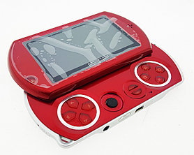 Игровая приставка GAME BOY - ESP GO - 4 Gb с играми внутри + наушники, от 3 до 7 лет (красная)