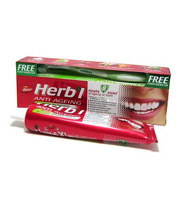 Зубная паста (антивозрастная) Dabur Herbal Anti Ageing + зубная щетка