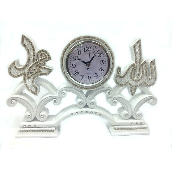 Настольные часы с надписями «Аллах и «Мухаммад»