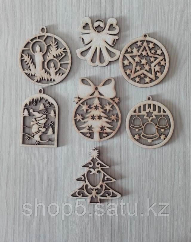 Новогодние украшения игрушки деревянные, шт.
