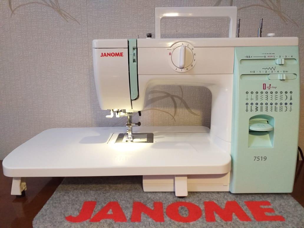 JANOME 7519 Швейная машина