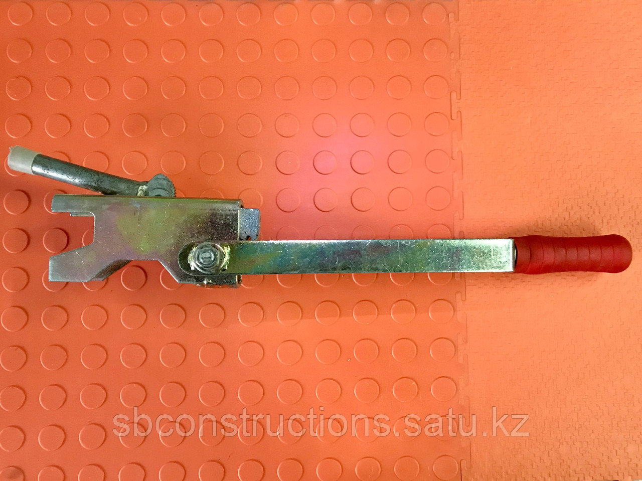 Аренда ключ для пружинного зажима рычажной большой для опалубки (строительная клипса, чирозы) - фото 3 - id-p51293695