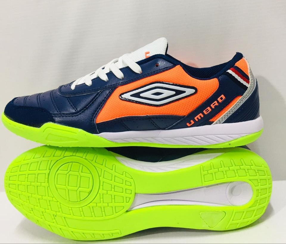 Футзалки UMBRO