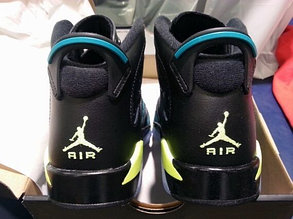 Баскетбольные кроссовки Nike Air Jordan 6 Retro, фото 2