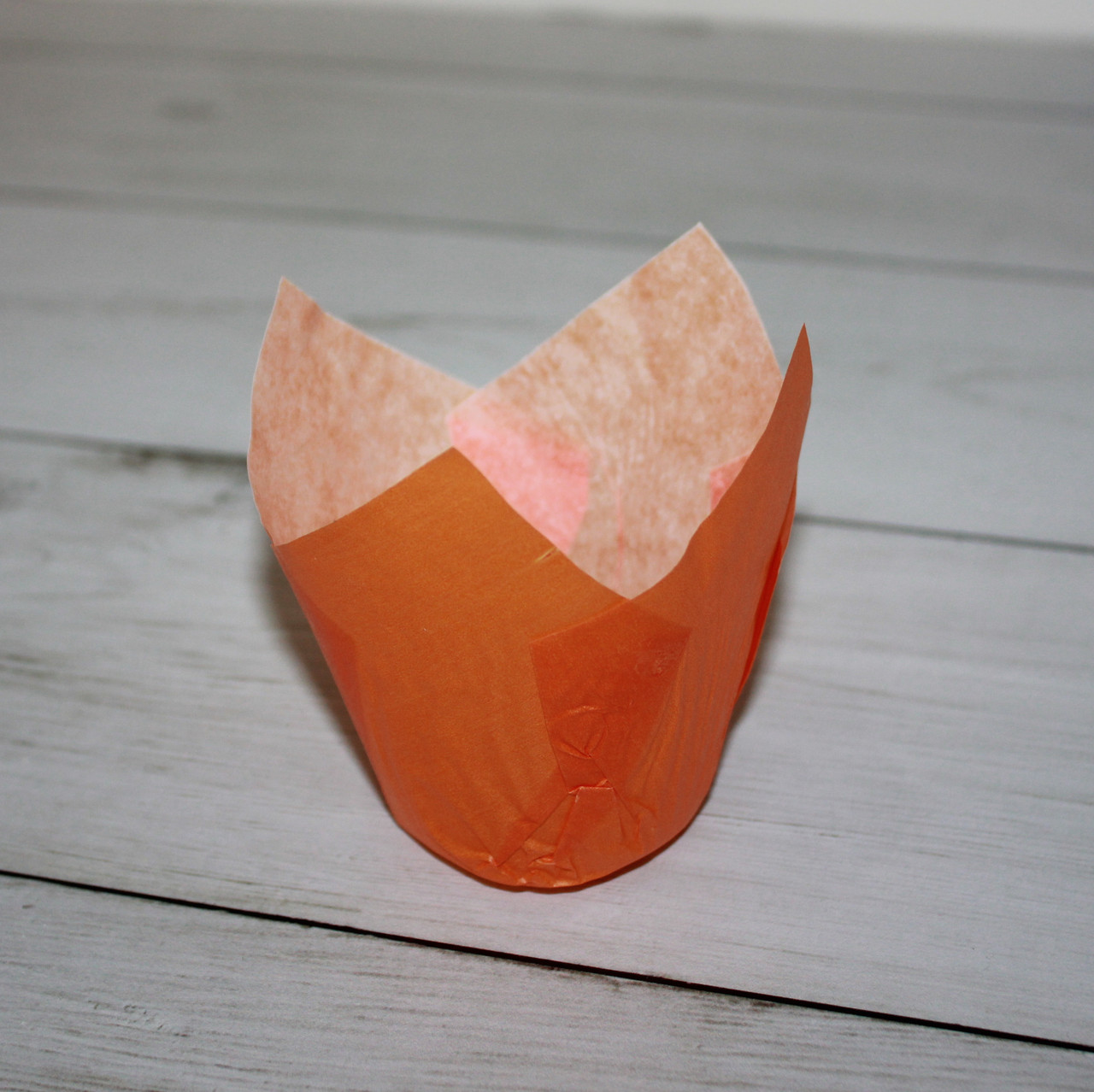 Бумажные тюльпаны для выпечки оранжевая