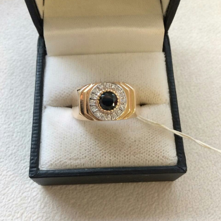 Мужское кольцо с ониксом и фианитами размер: 19 (ул.Жолдасбекова 9а) - фото 3 - id-p58643124