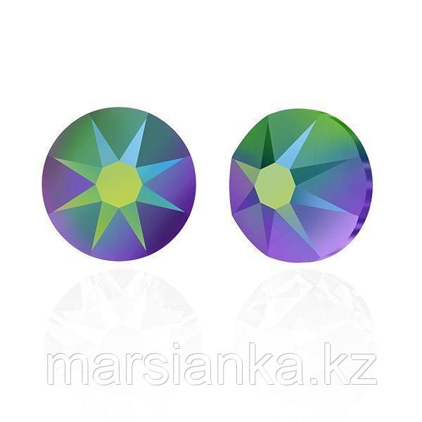 Swarovski Crystal Scarabaeus Green ss5, 20шт.