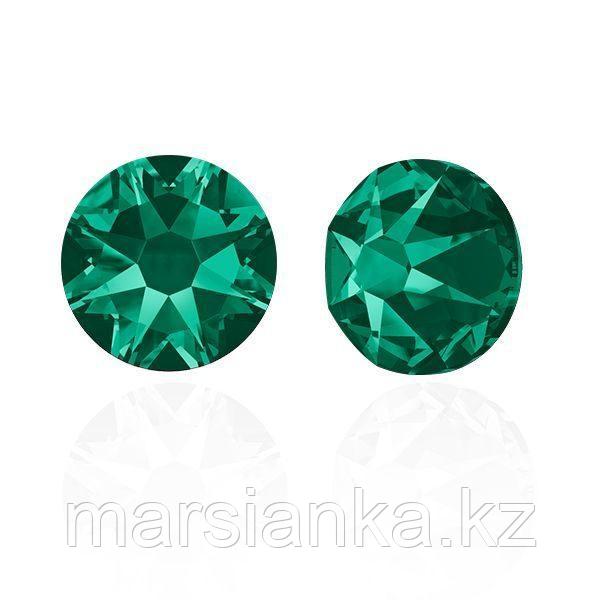 Swarovski Emerald ss5, 20шт.