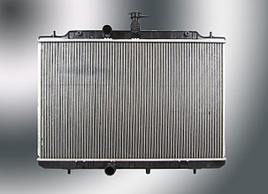 Радиатор охлаждения NISSAN X-TRAIL 2001