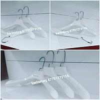 Плечики мужской, белый, глянцевый, каучук