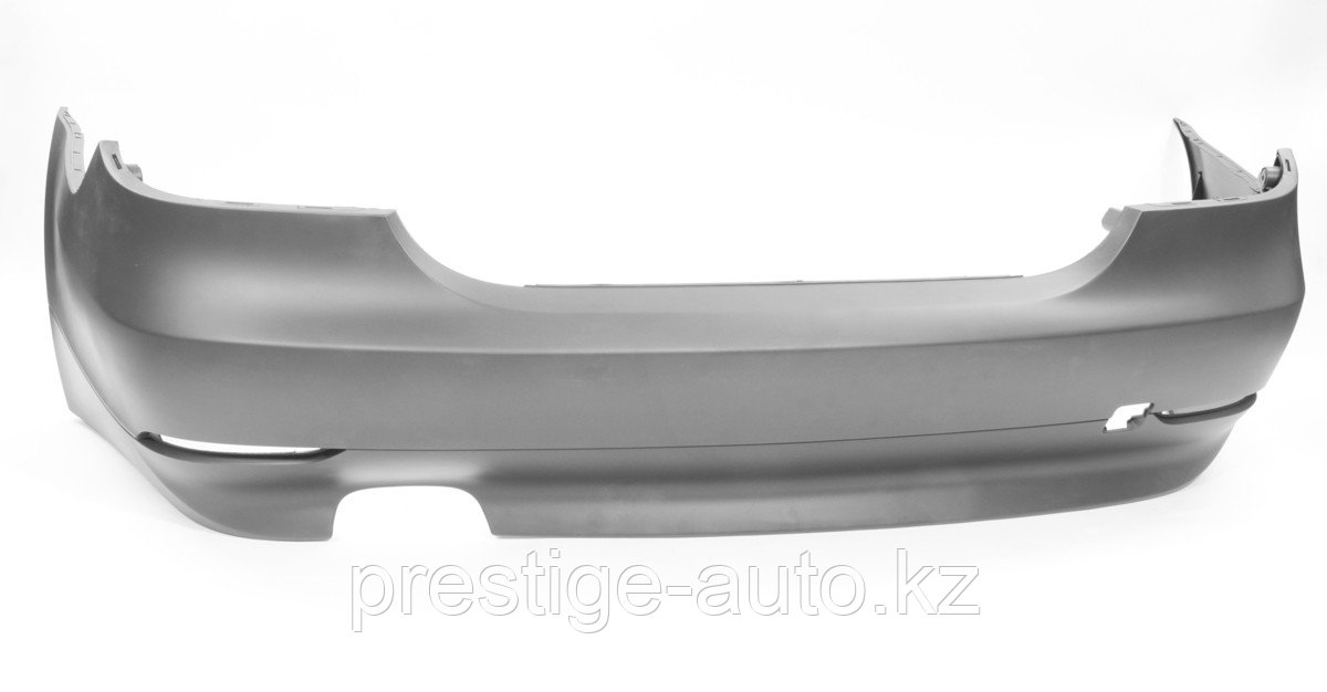 Задний Бампер на BMW 5 E60 (03-06)