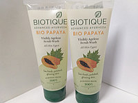 Гель скраб для лица омолаживающий "Bio Papaya" Biotique. 100 мл
