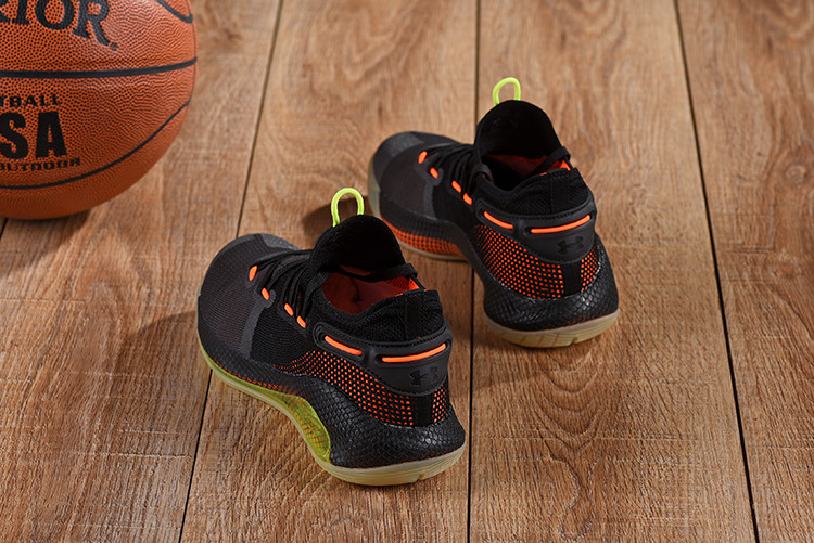 Баскетбольные кроссовки Under Armour Curry 6 - фото 2 - id-p59130607