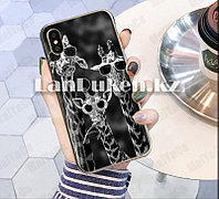 Чехол на iPhone XR (Apple iPhone XR) матовый черный принт жирафов