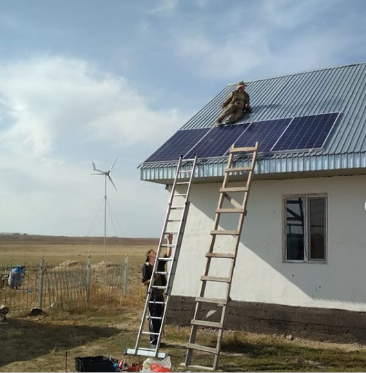 Монтажные работы по установке солнечных батарей и ветрогенераторов. Проектирование - фото 2 - id-p59195143