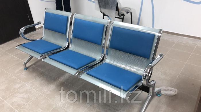 Скамья для посетителей, модель Bon -19/3М