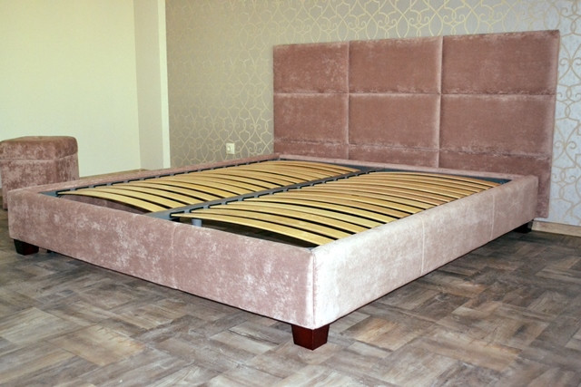 Кровать двухспальная 