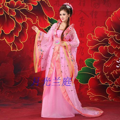 Әйелдің әйелді клиторымен сиқытып жатқан видеосы