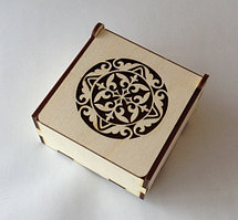 Коробочки, шкатулки, сундучки, футляры для бутылок