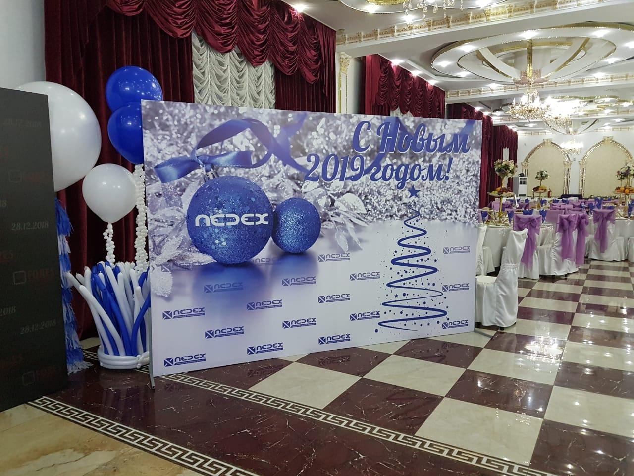 Изготовление пресс волл под заказ