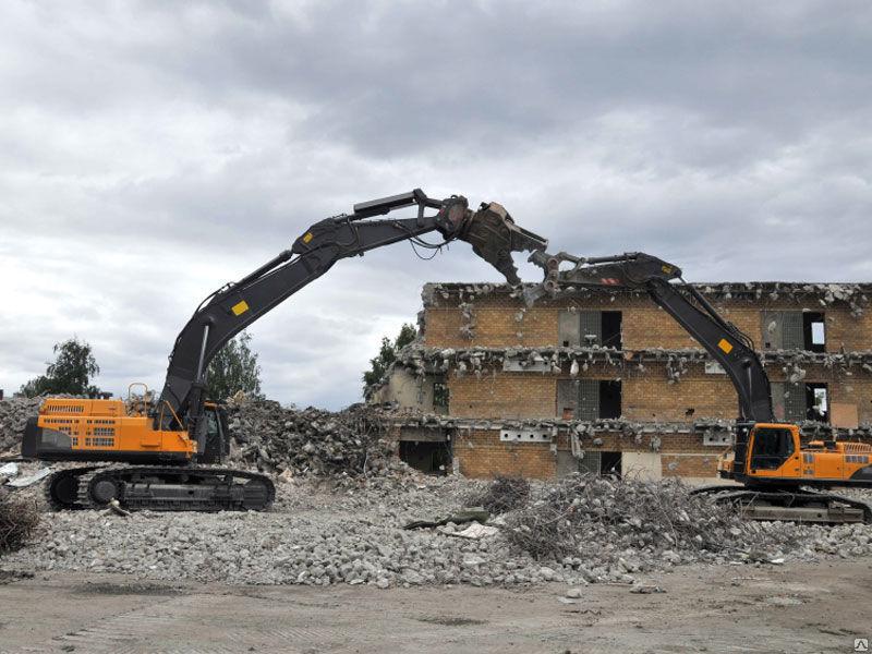 Демонтаж построек. Машина для разрушения домов. Демонтаж жб конструкций. Демонтаж промышленных зданий. Демонтаж зданий чебоксары.
